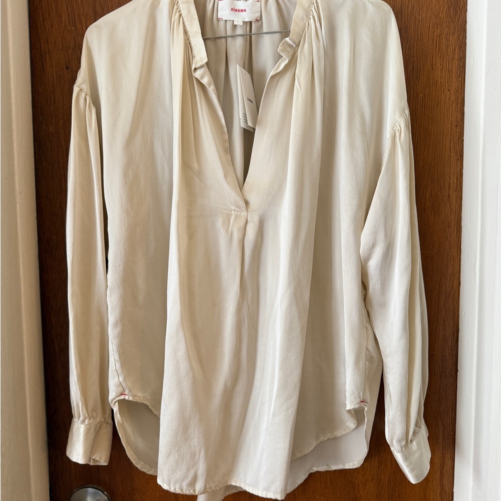 XiRENA Cream Long Sleeve Blouse with Mandarin Collar